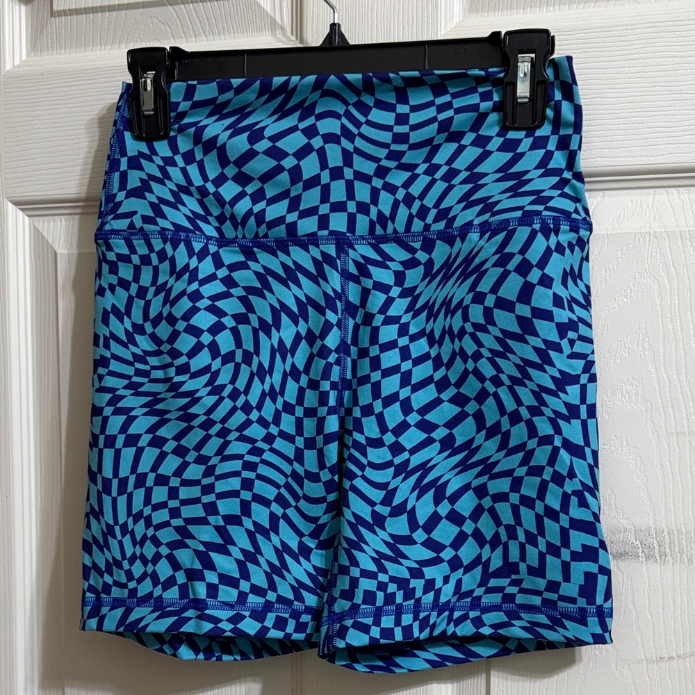 Fleo Biker Shorts 6”